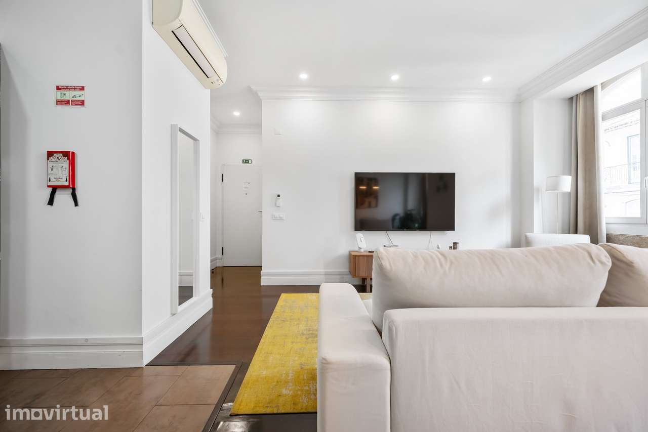 Apartamento T1 em Plena Baixa Pombalina - Grande imagem: 3/32