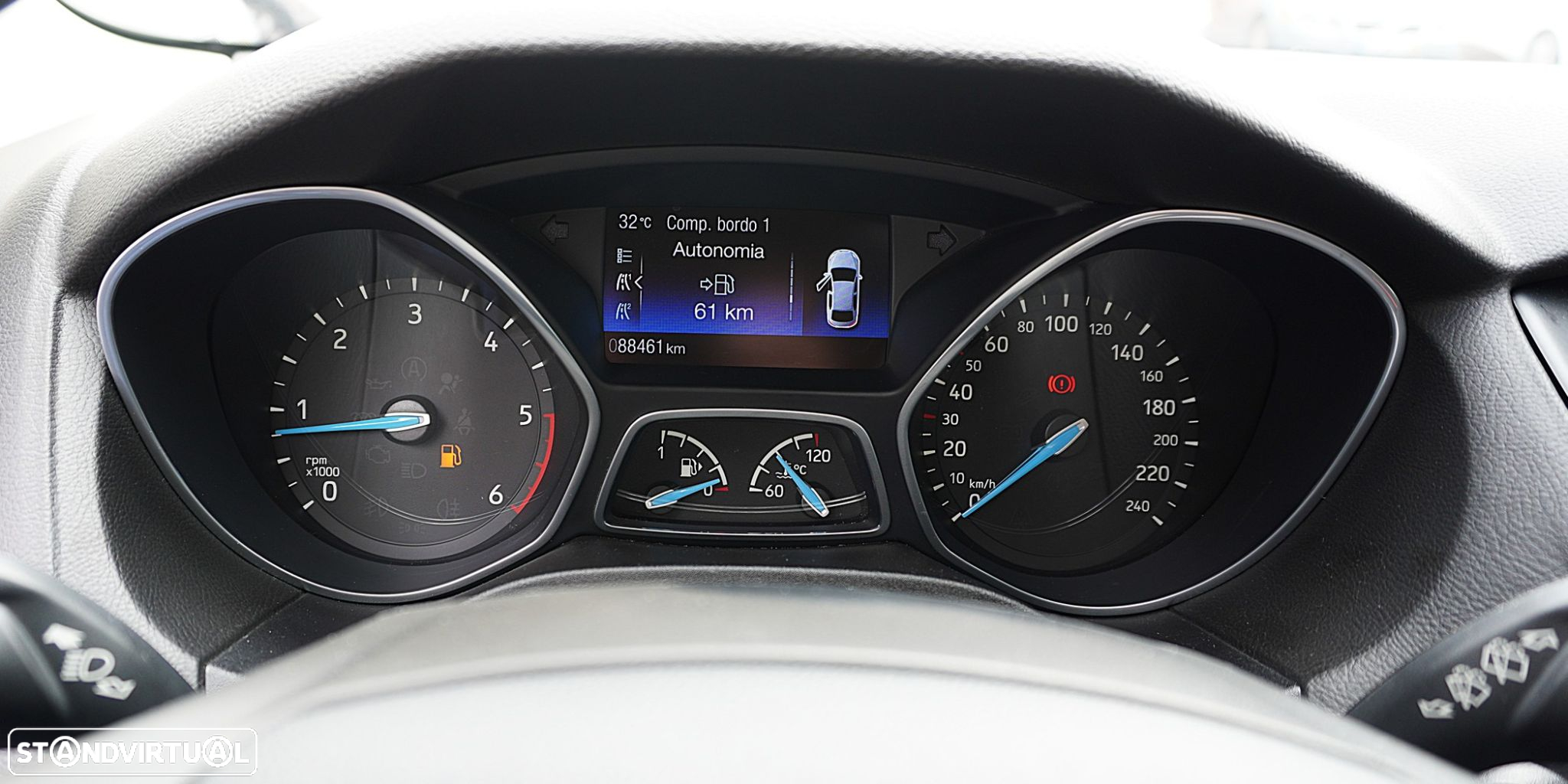 Ford Focus 1.5 TDCi Titanium - 16