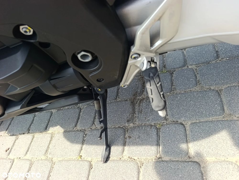 Honda VFR - 22
