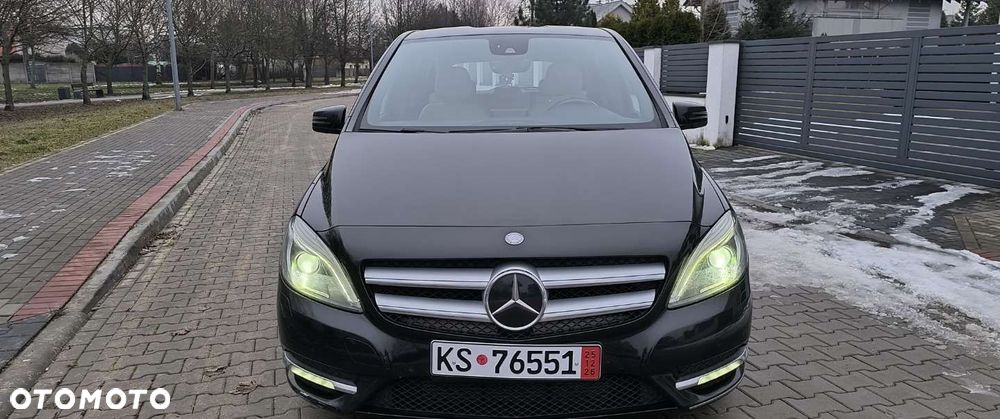 Mercedes-Benz Klasa B 220 d 4Matic 7G-DCT AMG Line - 17