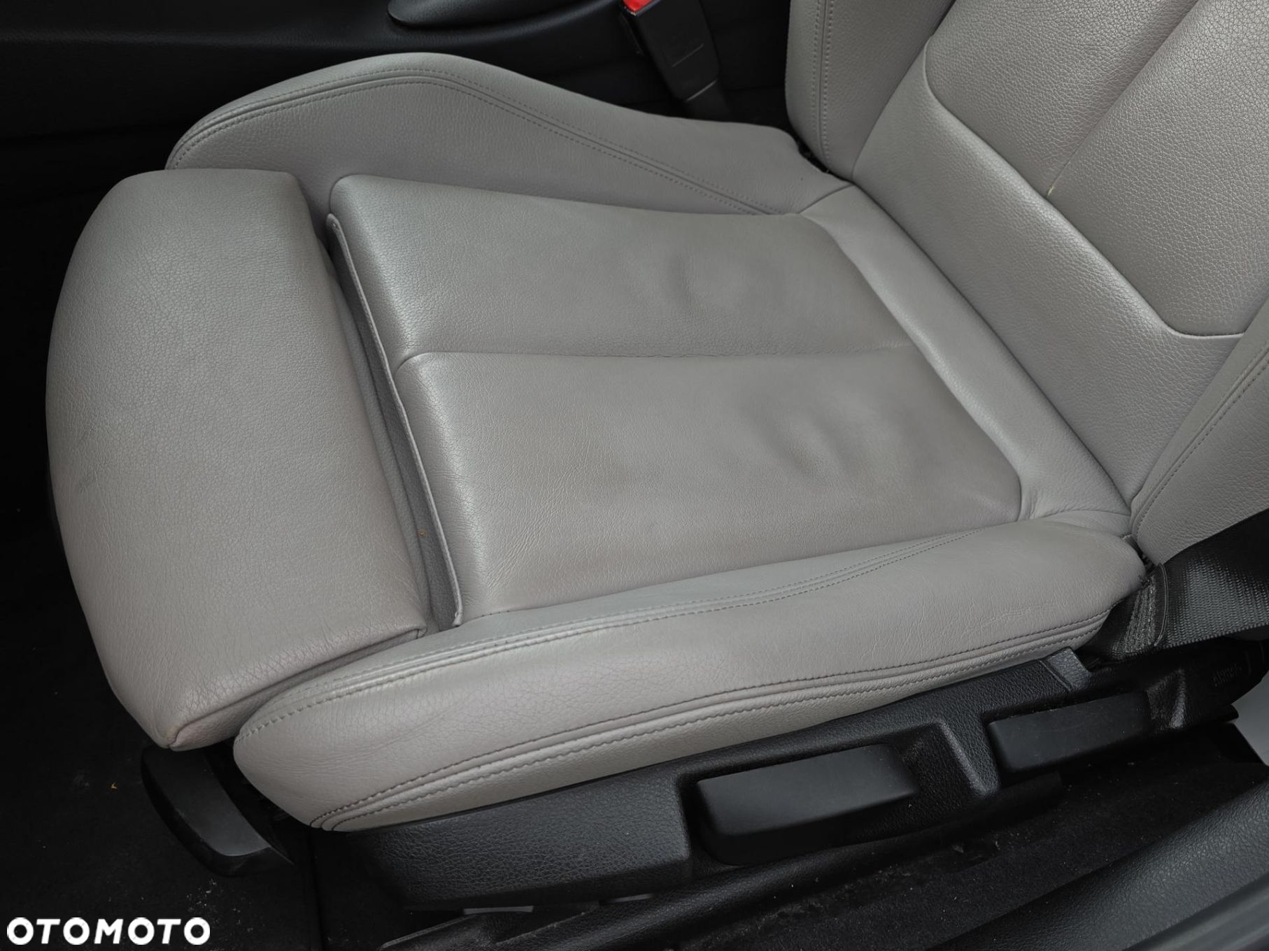 BMW Seria 3 320d Sport Line - 16