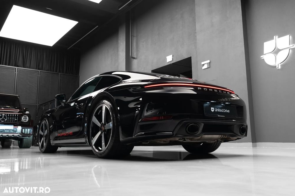 Porsche 992 - 39