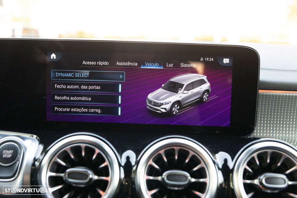 Mercedes-Benz EQB 300 4Matic AMG Line - 33