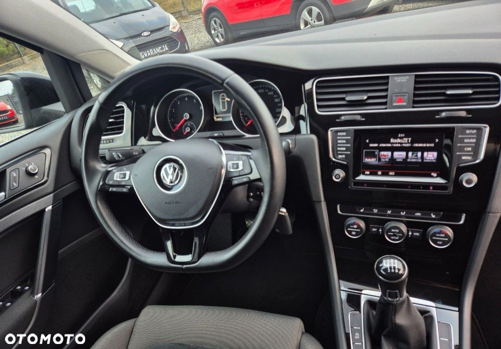 Volkswagen Golf - 15
