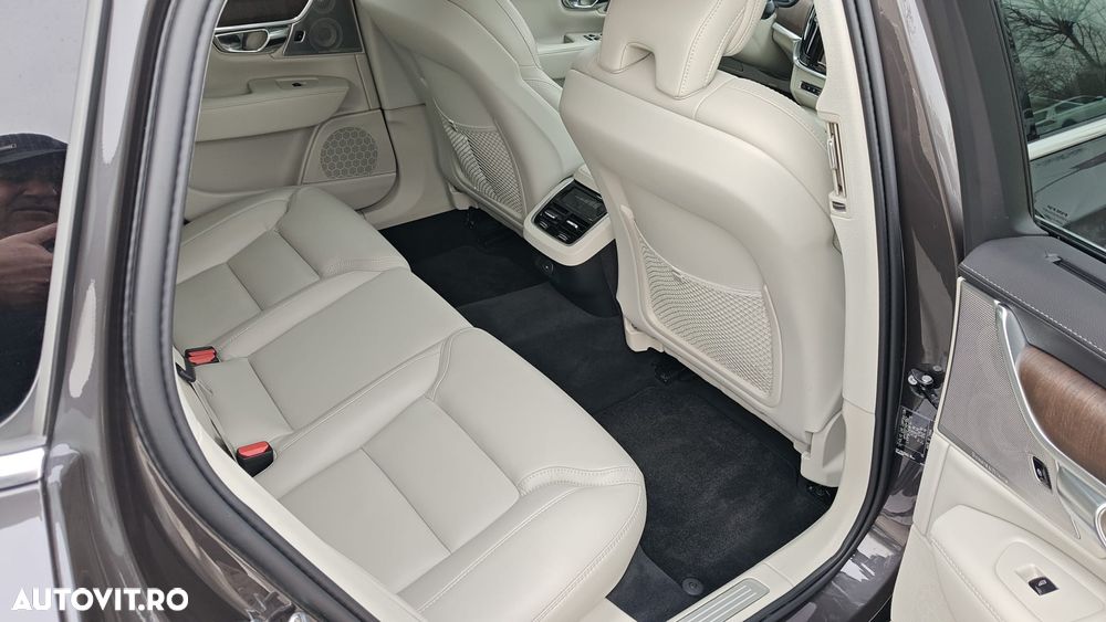 Volvo S90 B5 MHEV AT AWD Plus Bright - 9