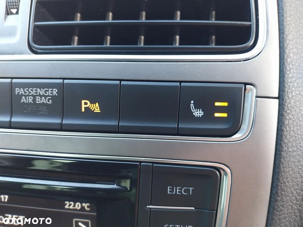 Volkswagen Polo 1.2 TSI Blue Motion Technology Lounge - 22