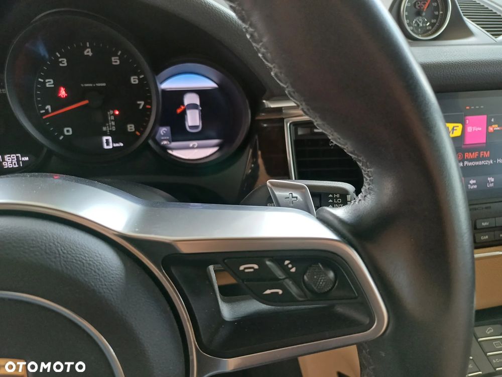 Porsche Macan - 19