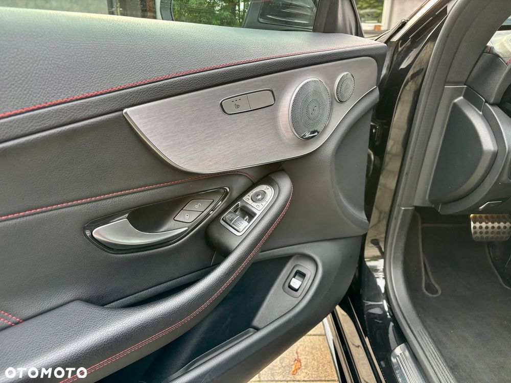 Mercedes-Benz Klasa C AMG 43 Coupe 4Matic AMG Speedshift TCT 9G - 17