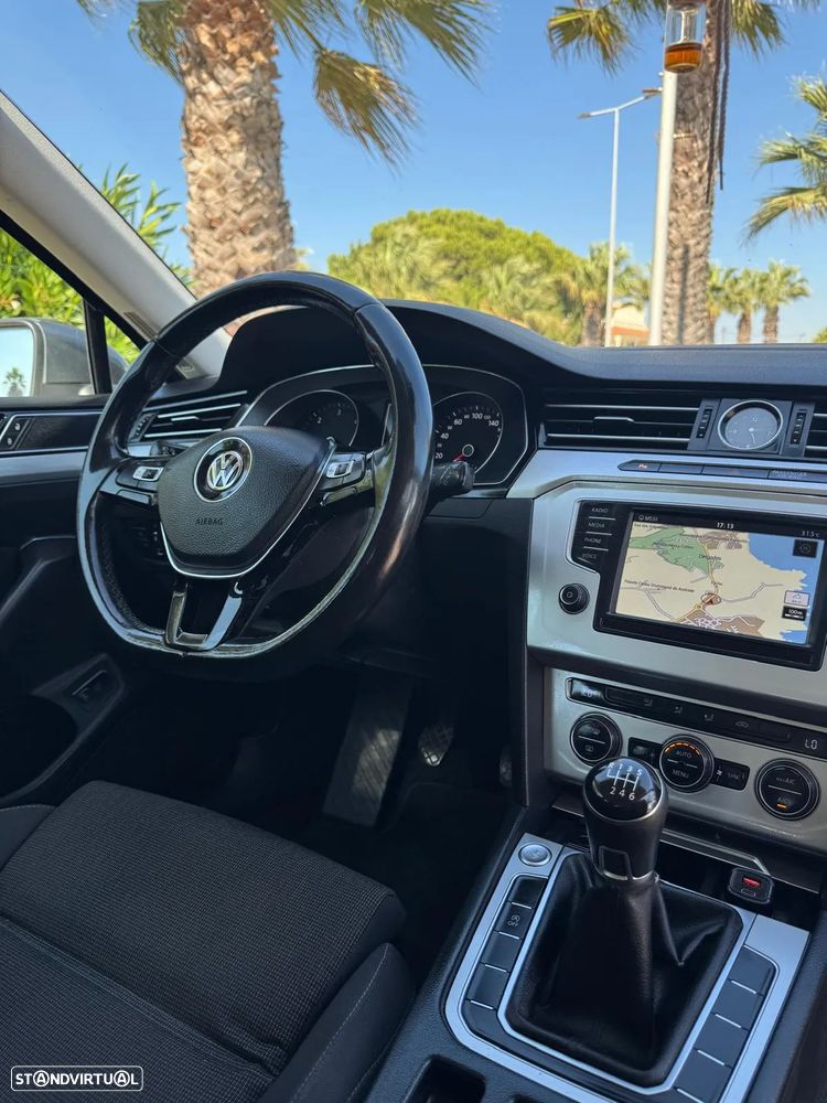 VW Passat Variant 1.6 TDI Confortline - 20