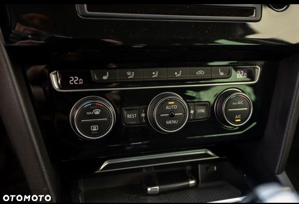 Volkswagen Passat 2.0 TDI BMT Highline DSG - 29