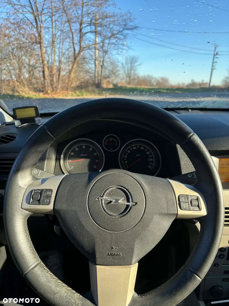 Opel Astra 1.6 Enjoy - 8