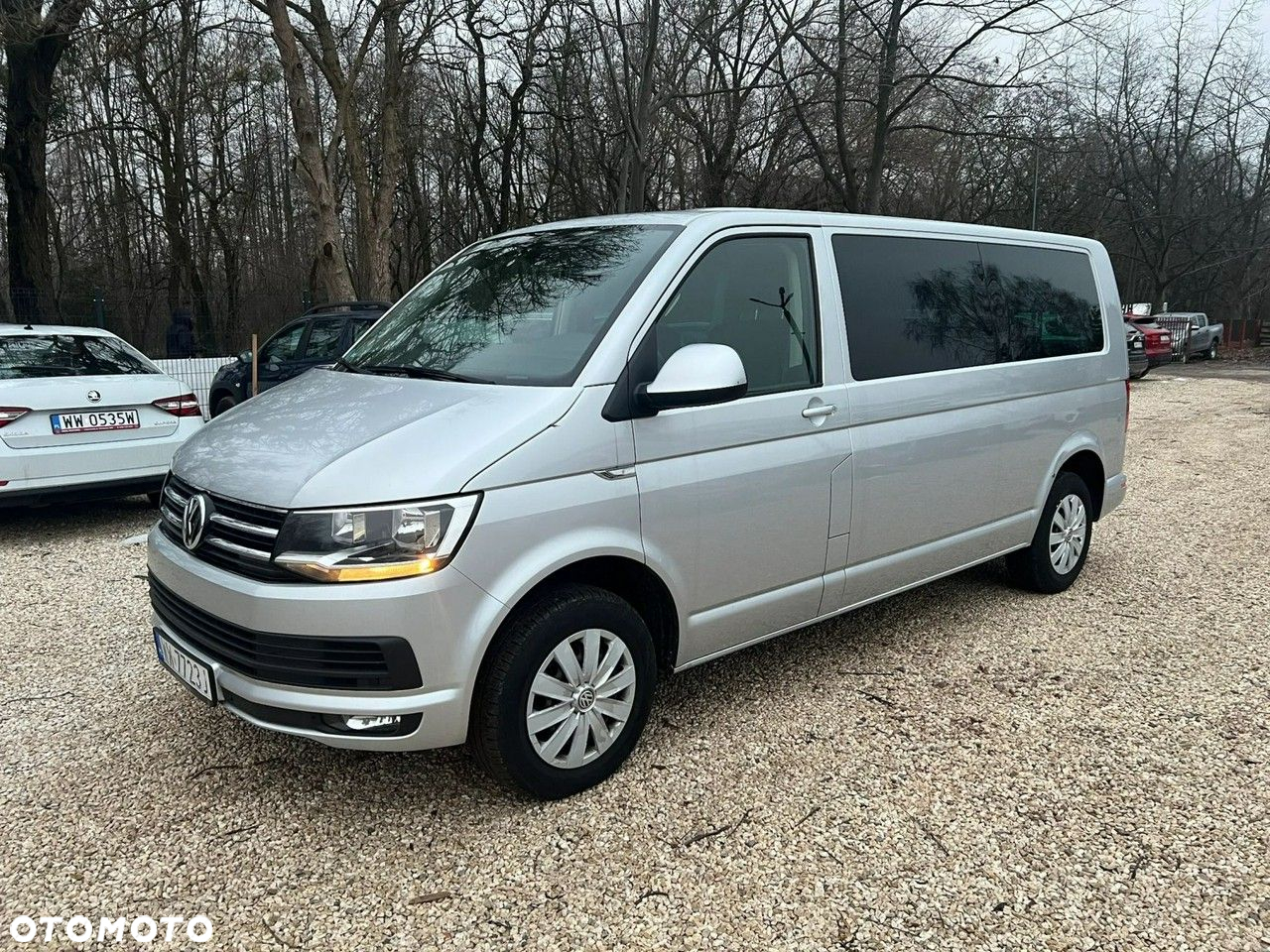 Volkswagen Caravelle 2.0 TDI L2 Highline DSG - 19