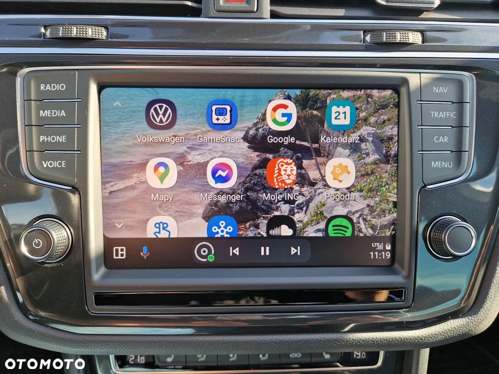 Volkswagen Tiguan - 10
