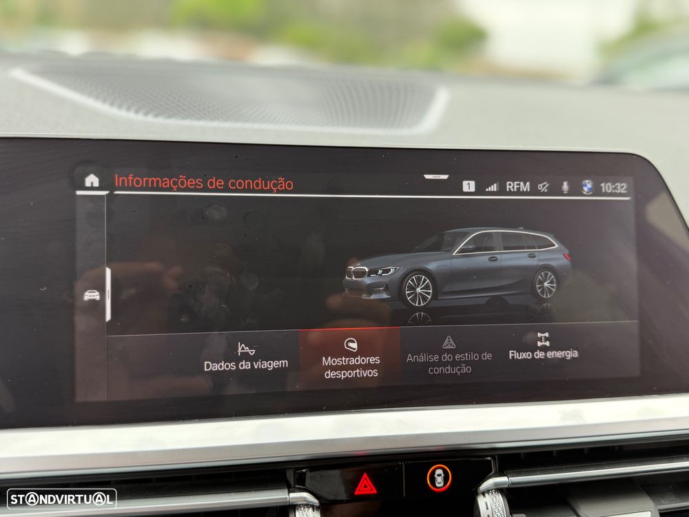 BMW 330 e Line Sport Auto - 27
