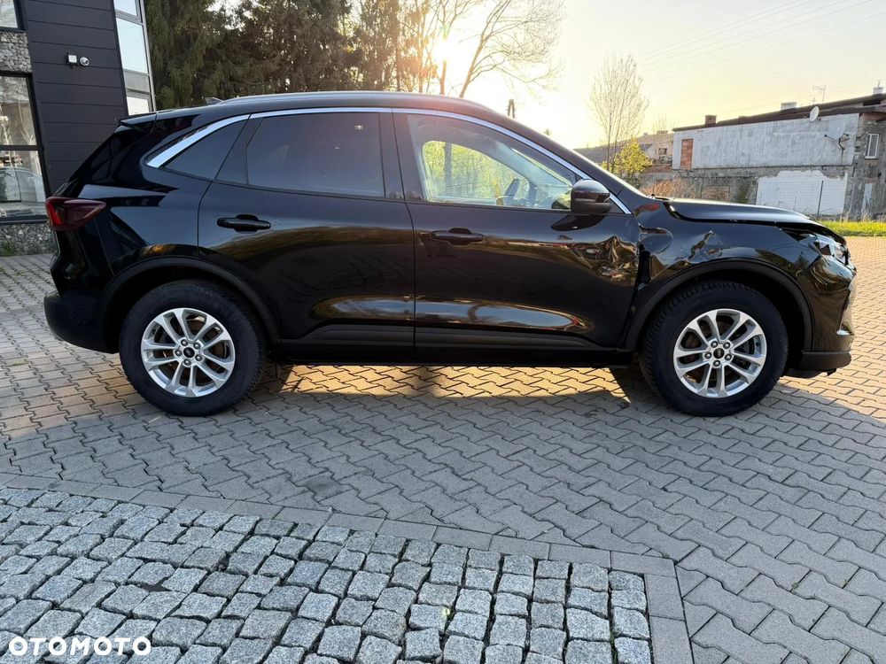 Ford Kuga 1.5 EcoBoost FWD Active X - 16