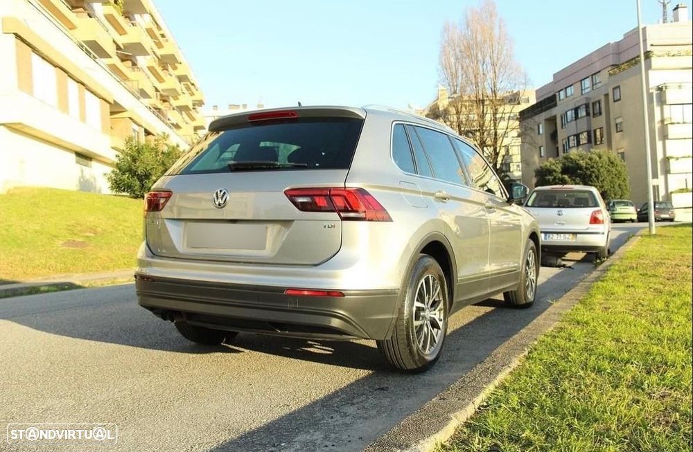 VW Tiguan 1.6 TDI Confortline - 3