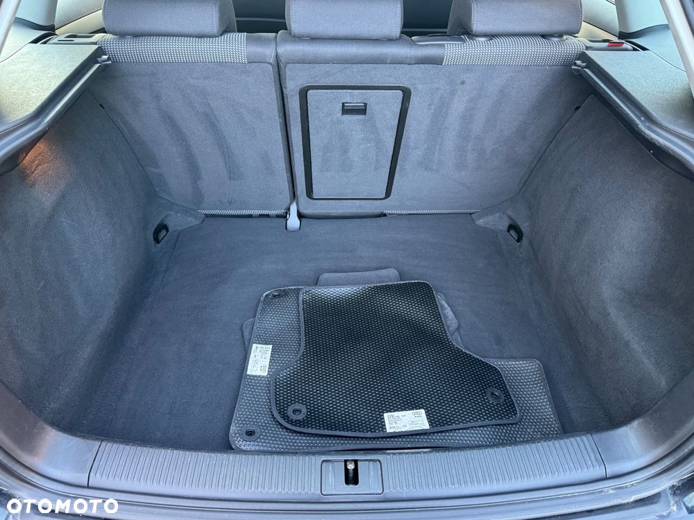 Audi A3 Sportback 2.0 TDI Ambiente - 27