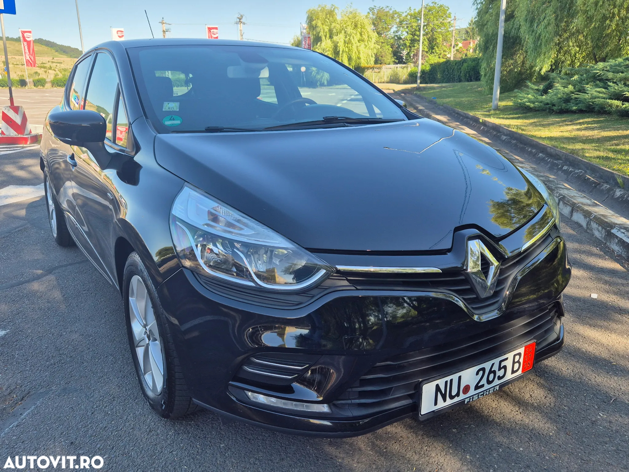 Renault Clio - 2