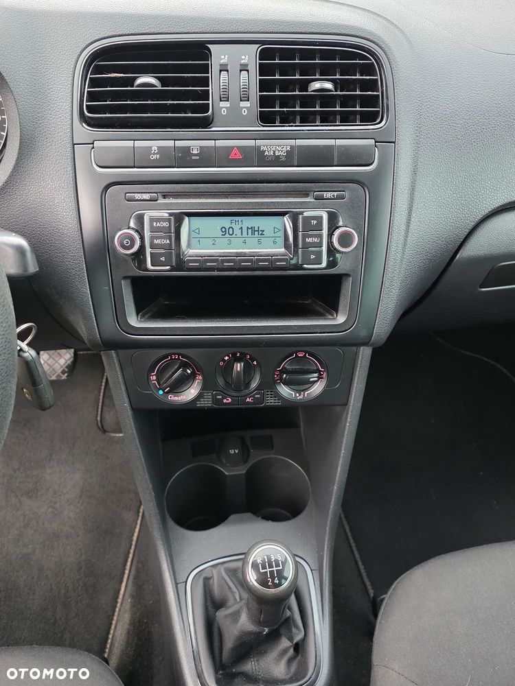 Volkswagen Polo - 16