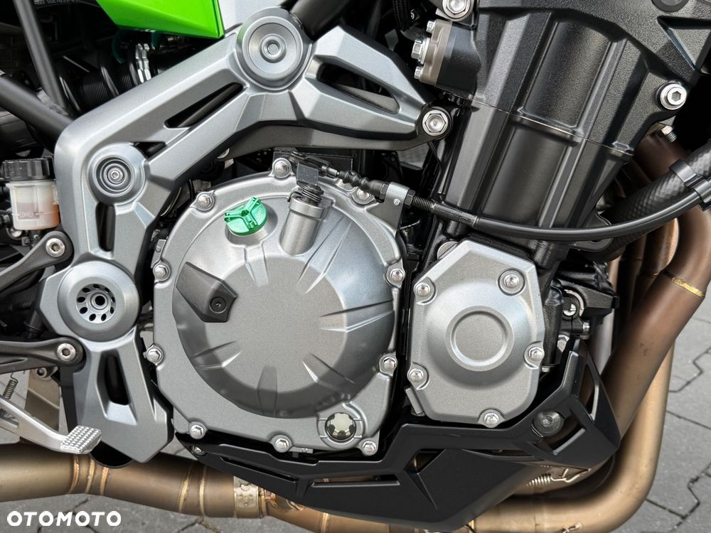 Kawasaki Z 900 - 15