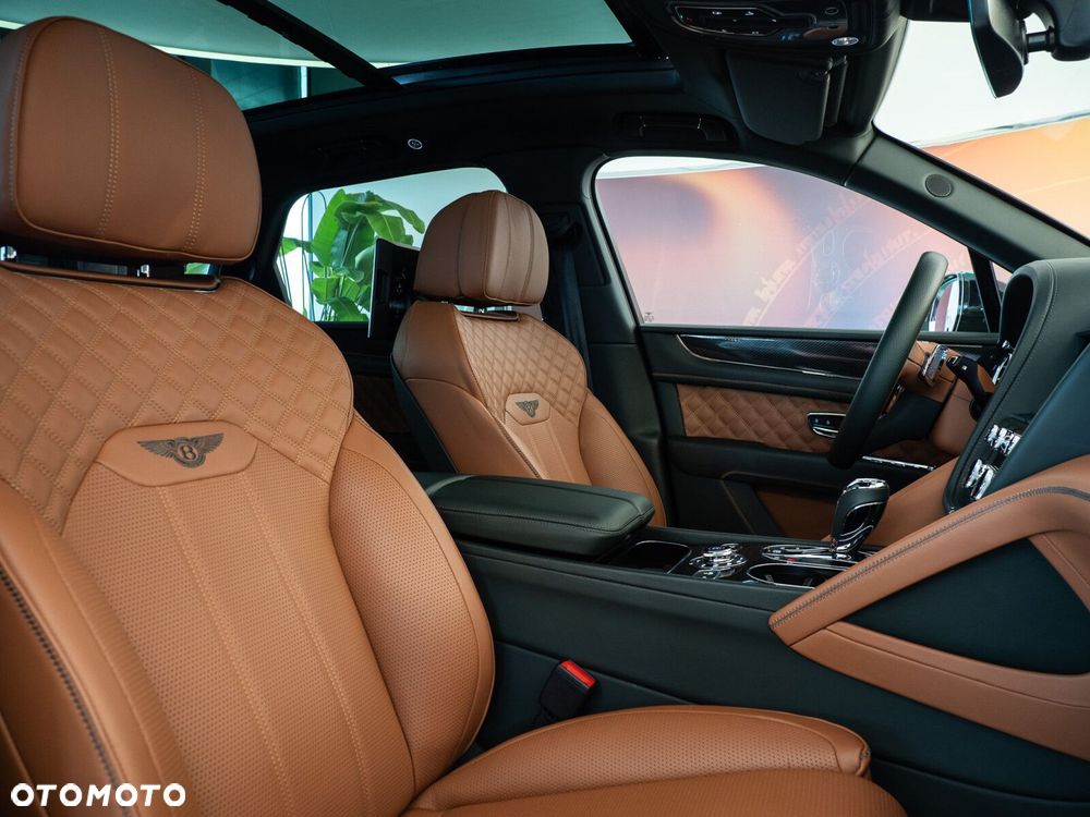 Bentley Bentayga - 17