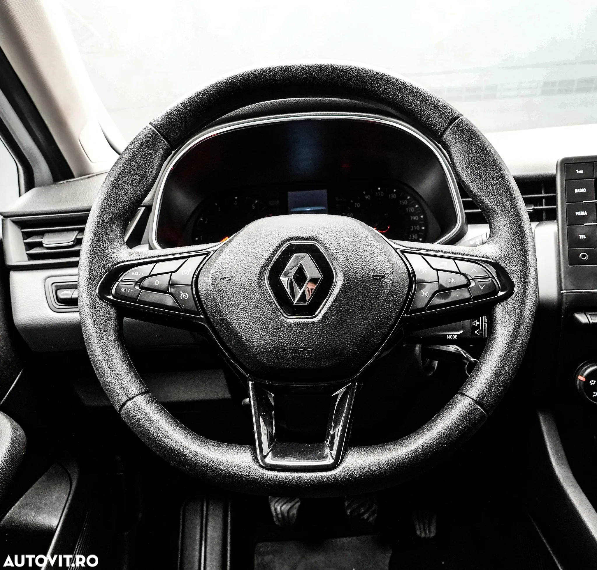 Renault Clio V 1.0 TCe 90 Equilibre - 17