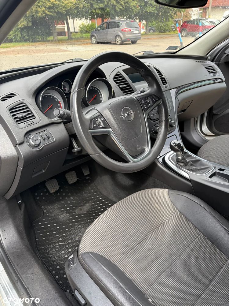 Opel Insignia 1.6 T Cosmo - 25