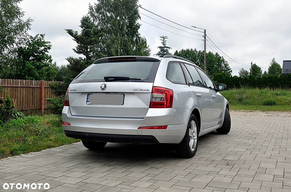 Skoda Octavia 2.0 TDI Style - 4