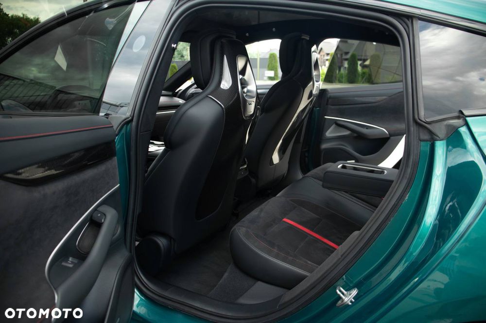 Xiaomi SU7 - 18