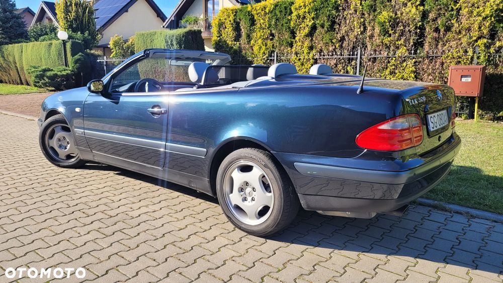 Mercedes-Benz CLK 320 - 7