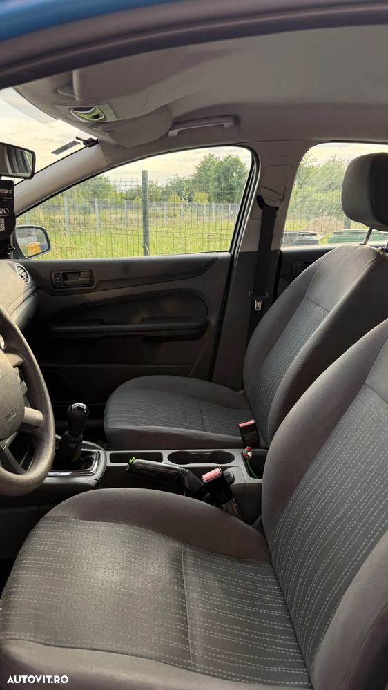Ford Focus - 6