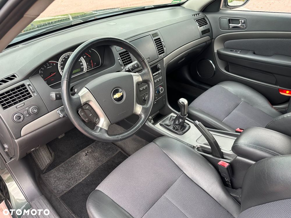Chevrolet Epica 2.0 LS - 25