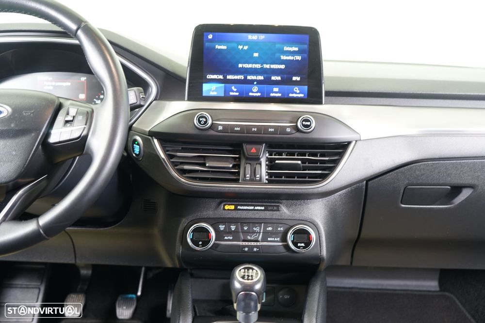 Ford Focus SW 1.5 TDCi EcoBlue Business - 26