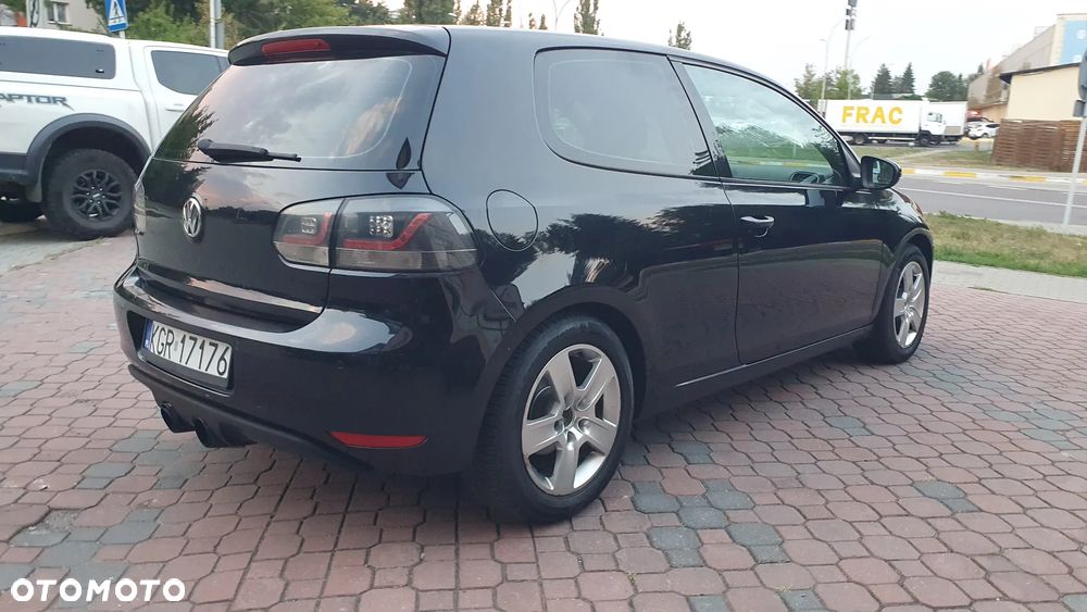 Volkswagen Golf - 13