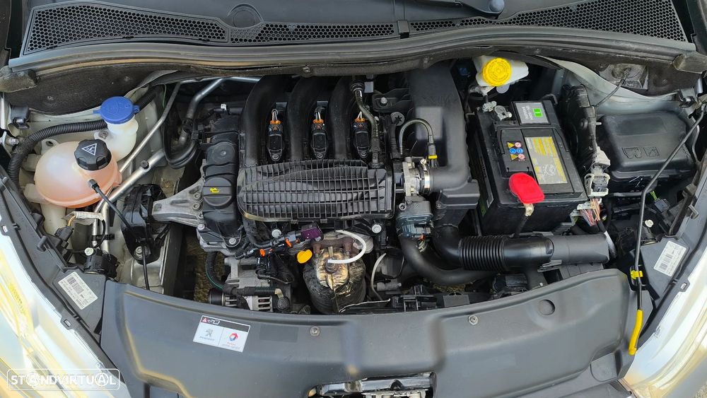Peugeot 208 1.2 PureTech Style - 13