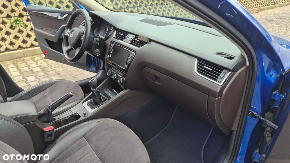 Skoda Octavia 2.0 TDI 4x4 L&K - 9