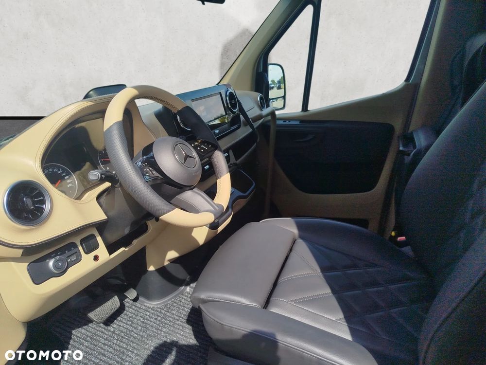 Mercedes-Benz Sprinter 519 CDI - 11