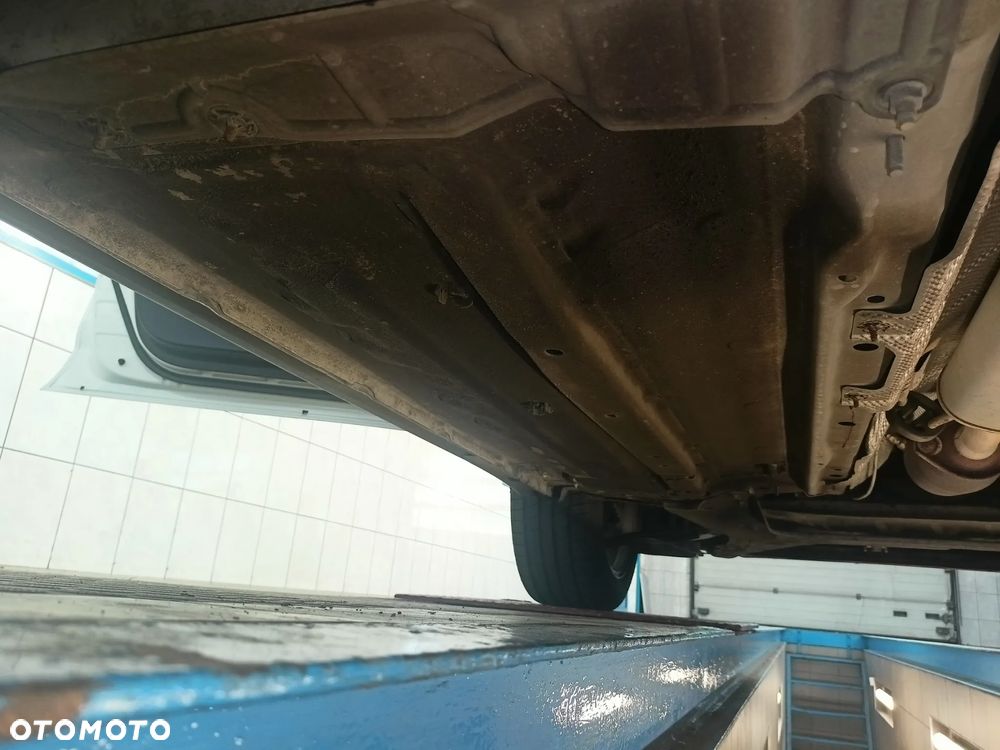Nissan Juke 1.6 Tekna S&S - 32