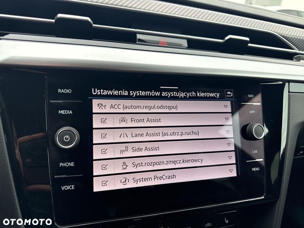 Volkswagen Arteon 2.0 TSI 4Motion R DSG - 24