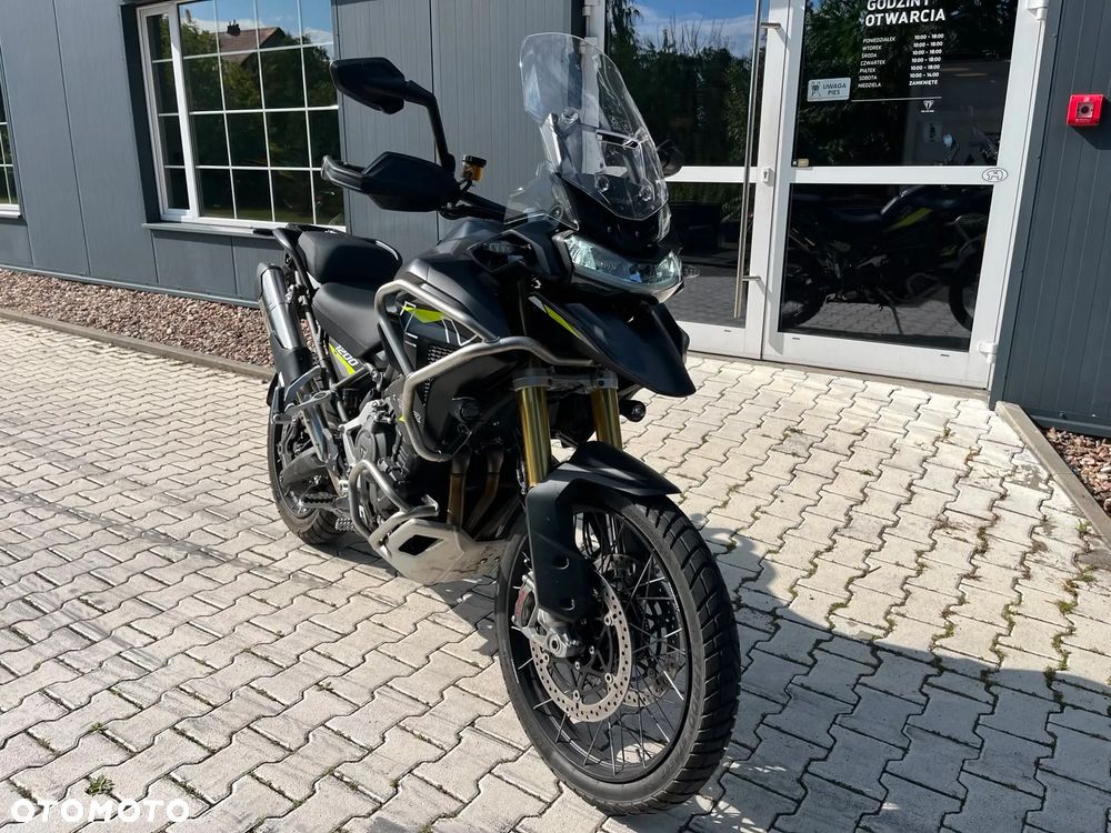 Triumph Tiger - 9