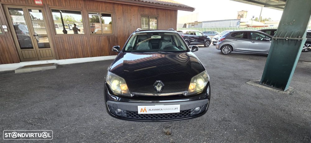 Renault Laguna Break 2.0 dCi GT - 2
