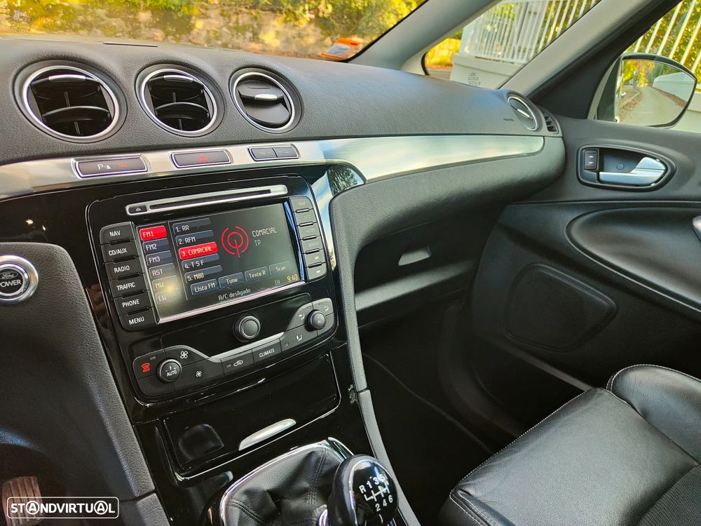 Ford S-Max 2.0 TDCi Titanium 7L 139g - 12