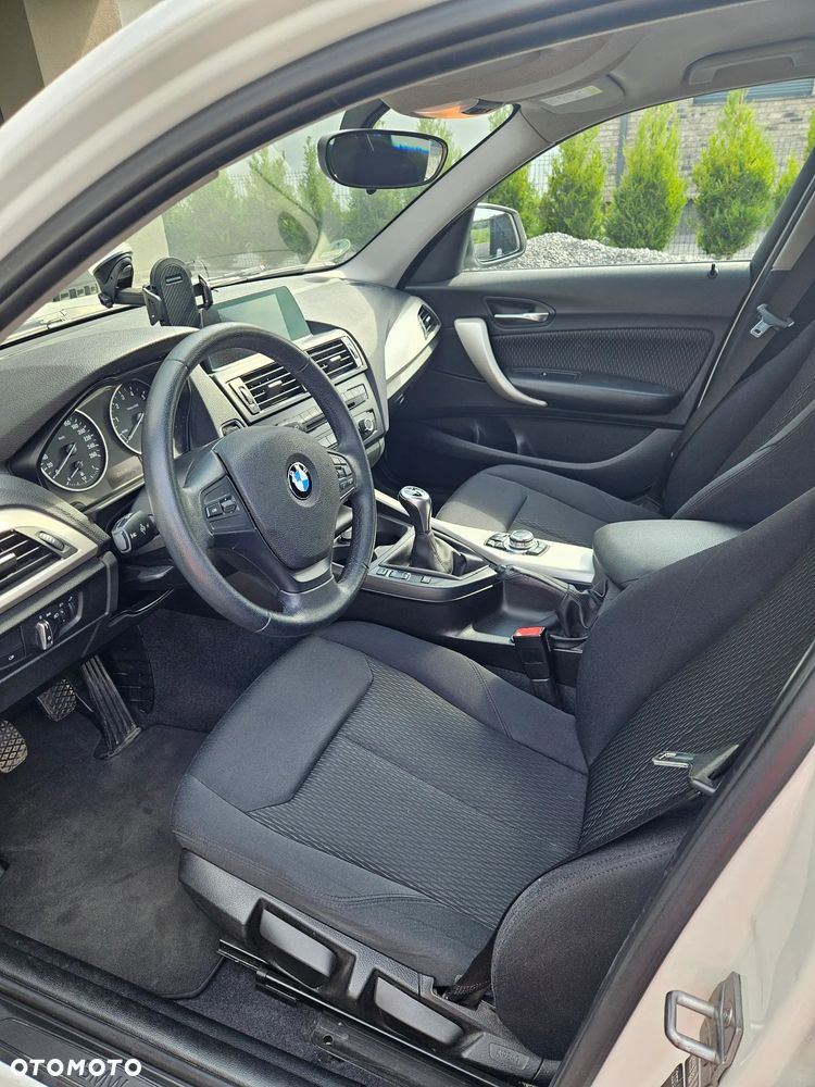 BMW Seria 1 114i - 8