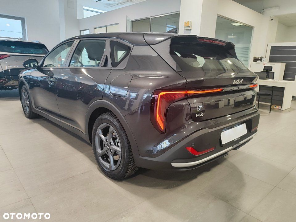 Kia K4 - 4