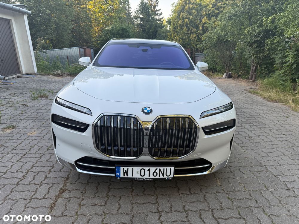 BMW Seria 7 - 37