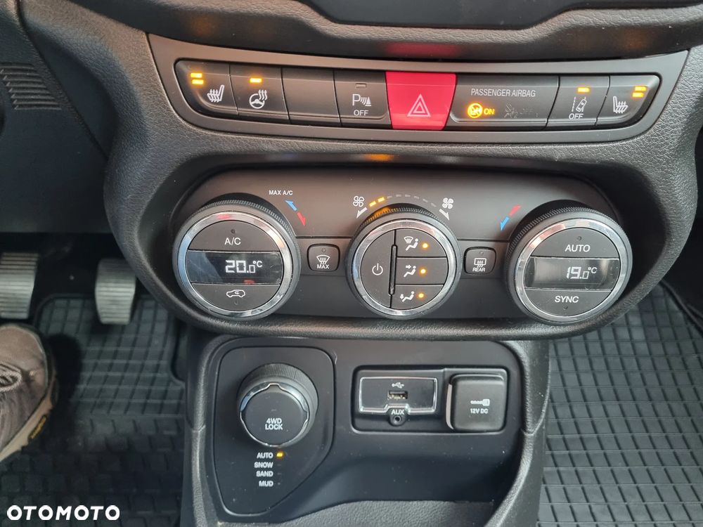 Jeep Renegade 2.0 MultiJet Active Drive Limited Adventure Edition - 13