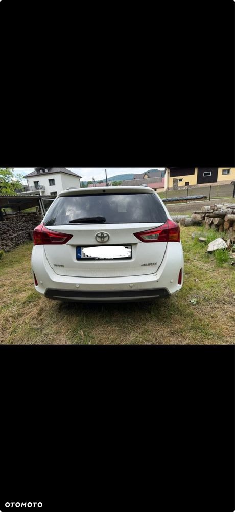 Toyota Auris - 1