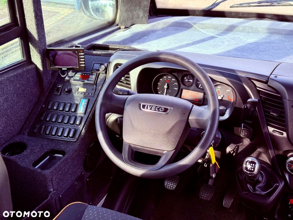 Iveco Rapido - 19