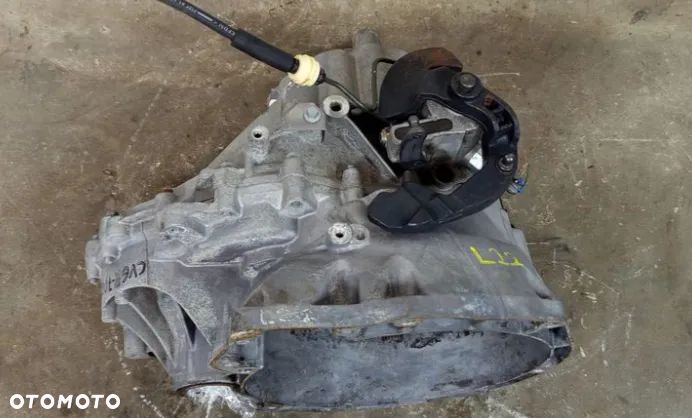 Ford Focus Manualna 6-biegowa skrzynia biegów CV6R-7002-PE CV6R7002PE