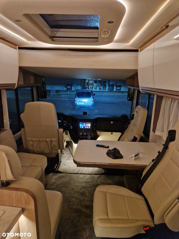 Morelo PALACE 85L - IVECO 70C21 - 8